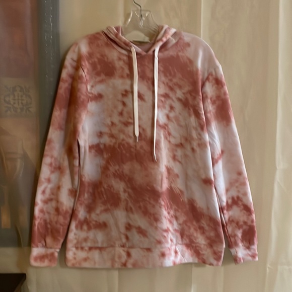 Bobbie Brooks Size Medium Ladies Tie Dye Sweatshirt with Hoodie Lounge Woman’s - Picture 2 of 6